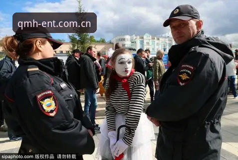 揭秘世界杯安保背后的博弈：仅三名英警赴美，球盟会带你看懂赛事新动态